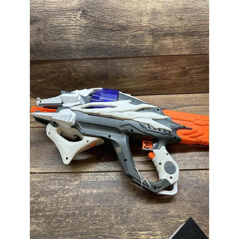 Nerf Zombie Strike Incisor Motorized Blaster B9094 Grey White Orange Drum Toy